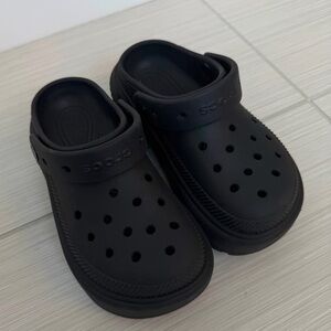 CROCS Women's Black Platform Clogs